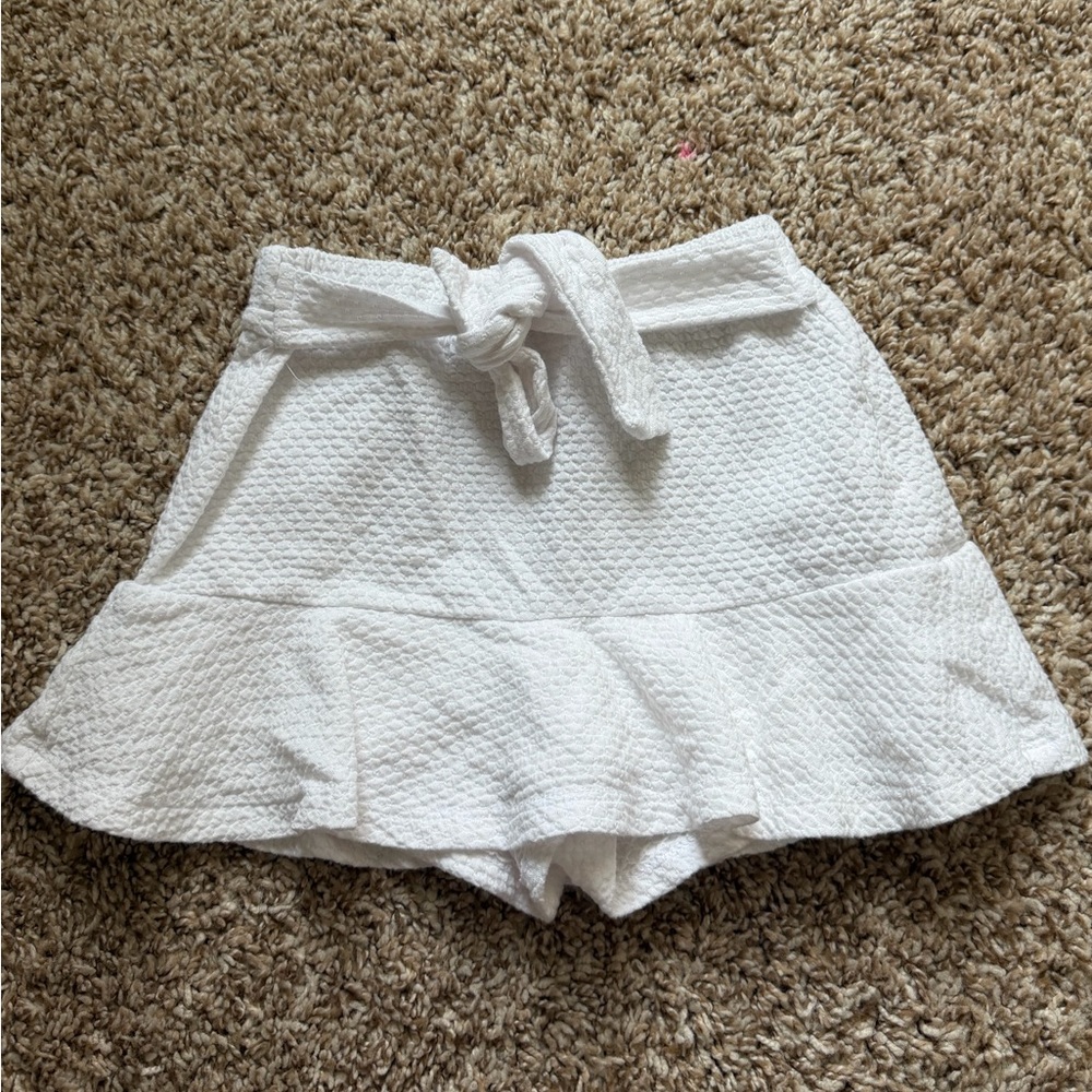 Zara White Textured Tie-Waist Skort with Ruffle Hem SZ 7